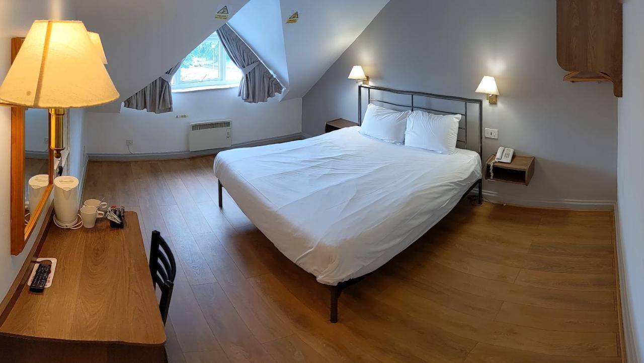 247Hotel.Com Oldham Eksteriør bilde