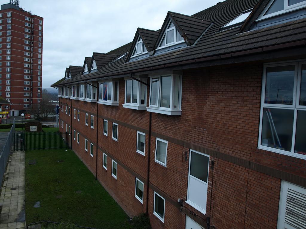 247Hotel.Com Oldham Eksteriør bilde