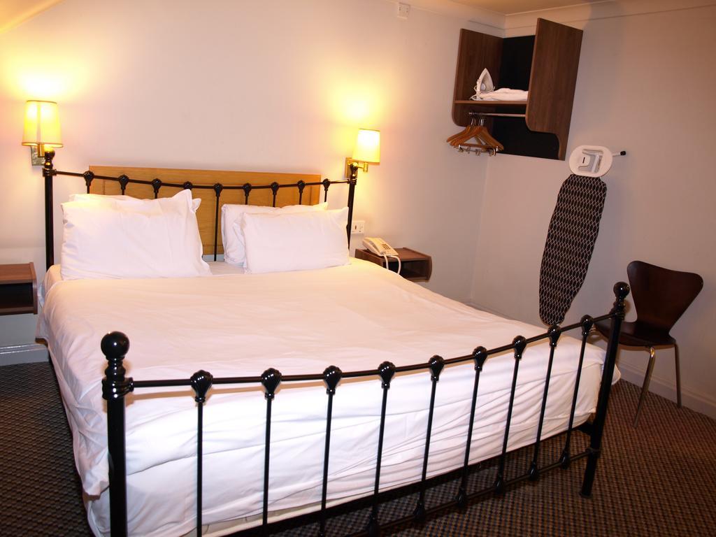 247Hotel.Com Oldham Eksteriør bilde