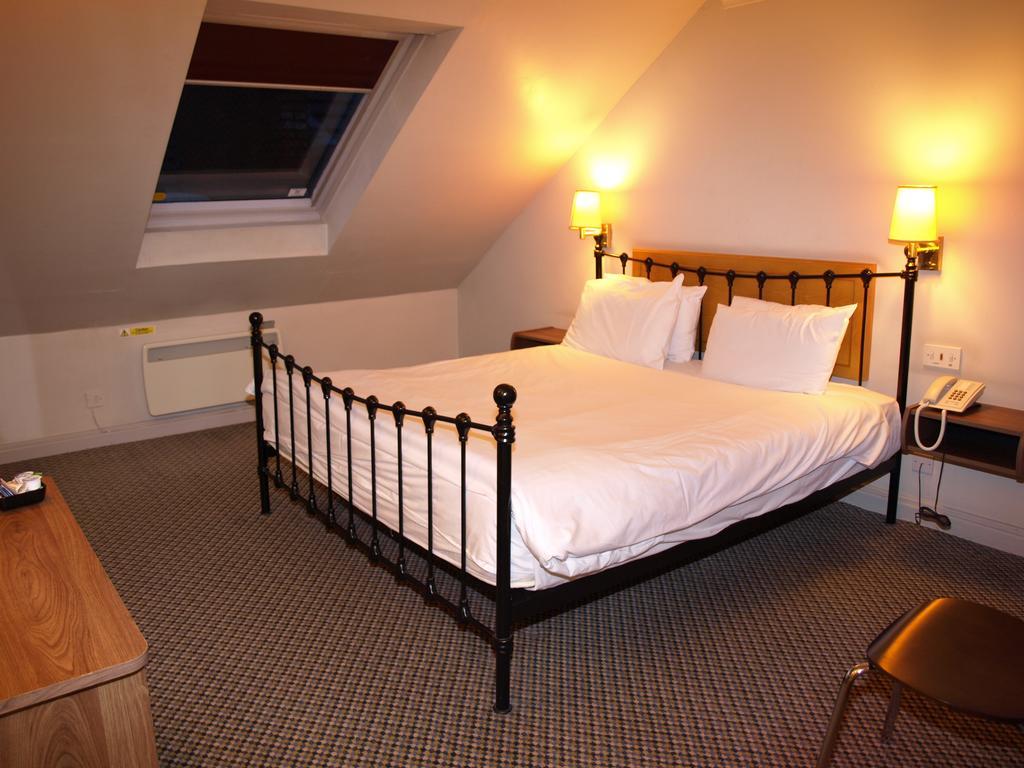 247Hotel.Com Oldham Eksteriør bilde